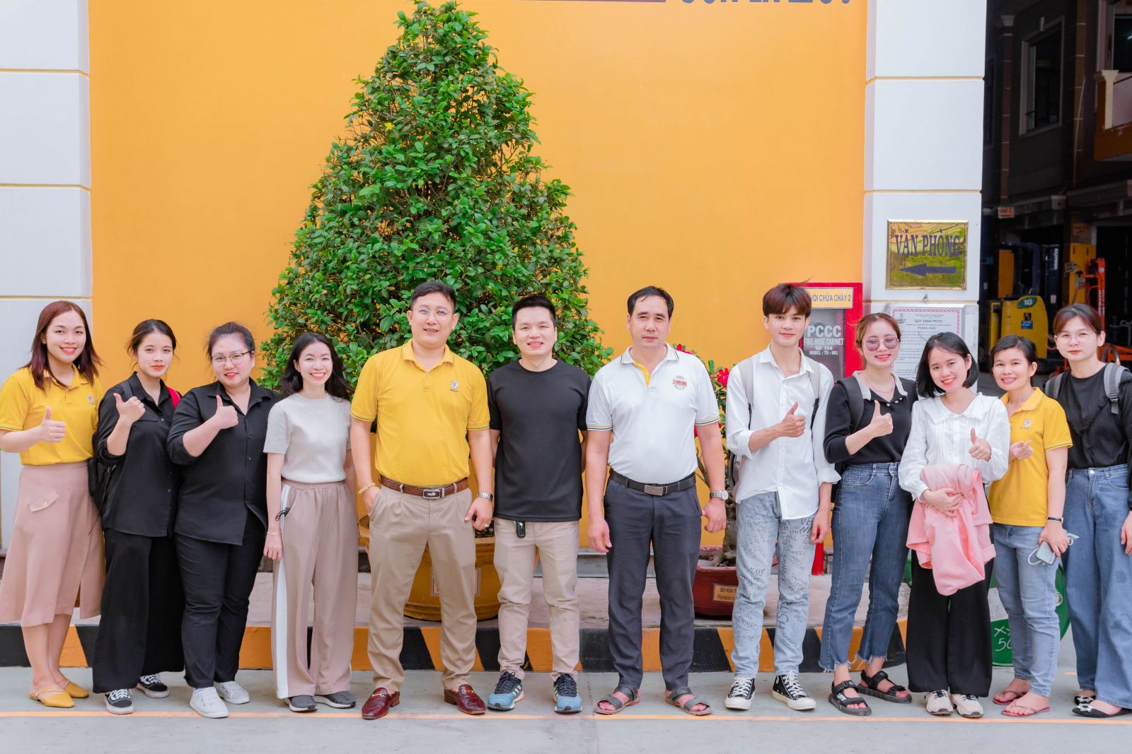 TRIP : Brandsketer đến tham quan, kiến tập nhà máy sản xuất sơn Benzo 