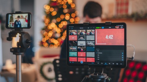 Chốt ngàn đơn trên Livestream bỗng dưng Facebook thông báo ngừng tính năng  